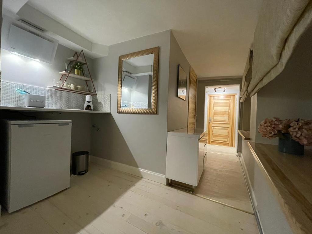 Cute Apartment For Young Travellers รีกา ภายนอก รูปภาพ